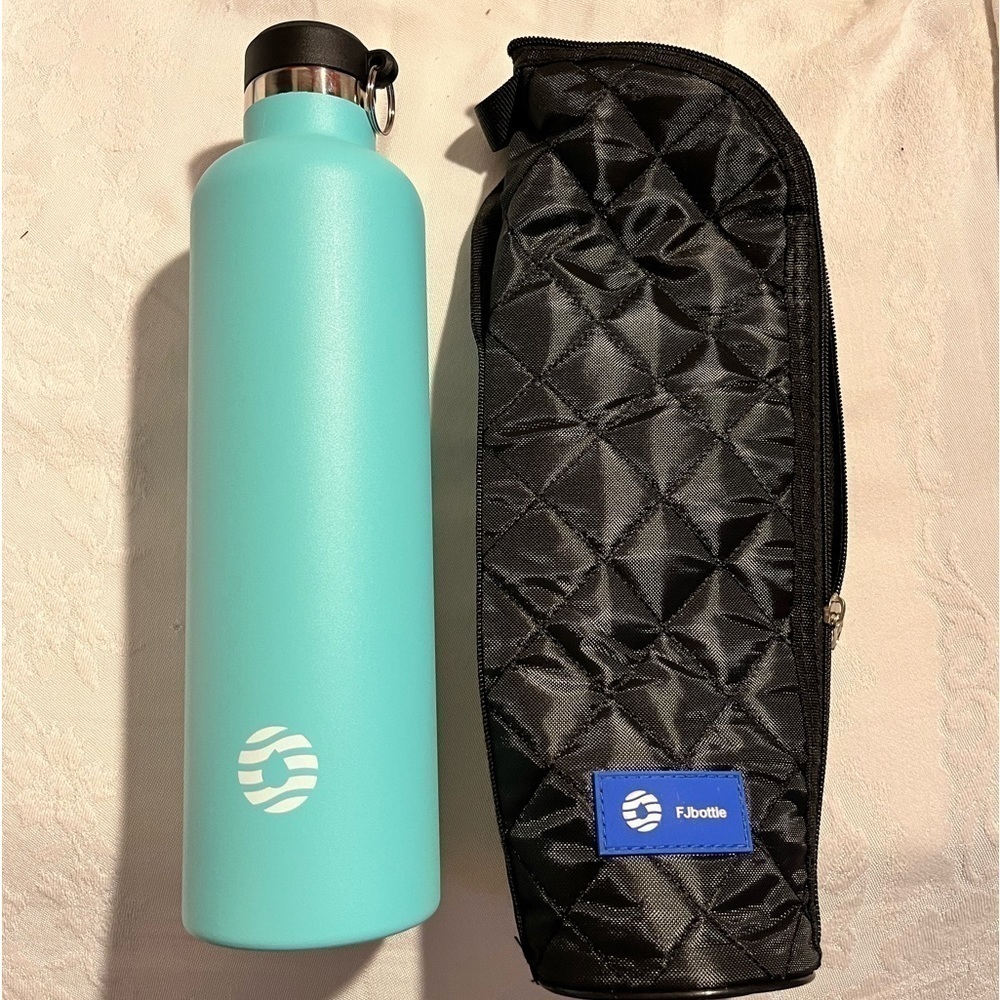 FJ Vacuum Insulated Water Bottle with Carrying Case